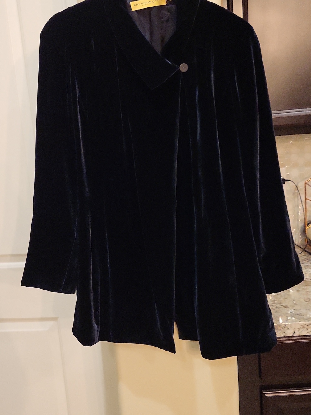 Vintage DONNA KARAN SILK VELVET black Jacket Sz 8 - Picture 2 of 9